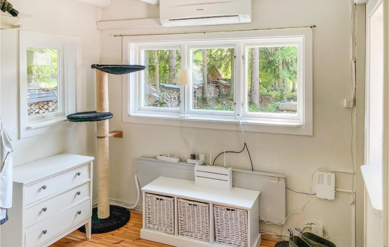 Cozy Home In Oerebro With Wifi Εξωτερικό φωτογραφία